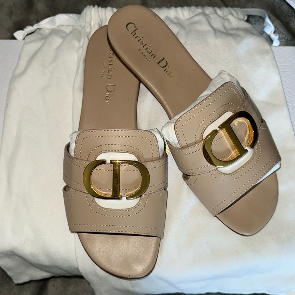 Christian Dior 30 Montaigne Slide Sandals, size 5.5 US, nude calfskin
